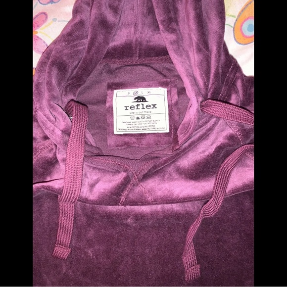 Women’s medium velour hoodie - Picture 3 of 4